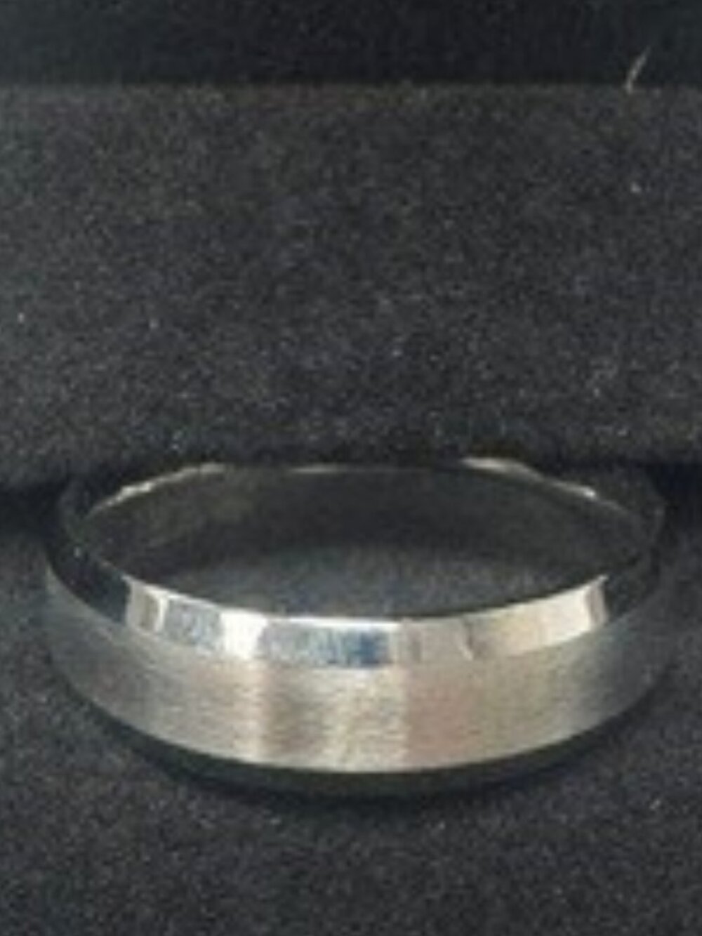 New Men's Kay Jewelers Titanium Silver Wedding Band, Size 11